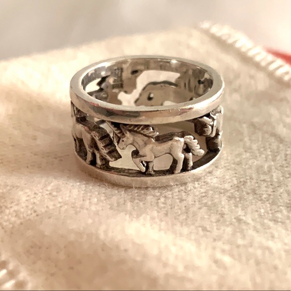 RARE RETIRED James Avery Unicorn band ring 4 - Picture 10 of 15
